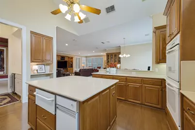 6404 Creekside Drive, Greenville, TX 75402 - Photo 11