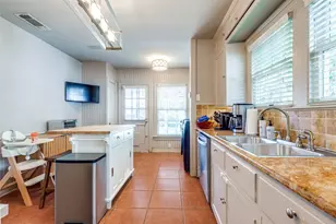 6006 Penrose Ave, Dallas, TX 75206 - Photo 9