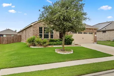2615 Sunburst Drive, Glenn Heights, TX 75154 - Photo 3