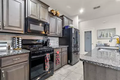 2615 Sunburst Drive, Glenn Heights, TX 75154 - Photo 15