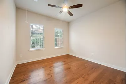 807 Hollywood Avenue, Dallas, TX 75208 - Photo 29