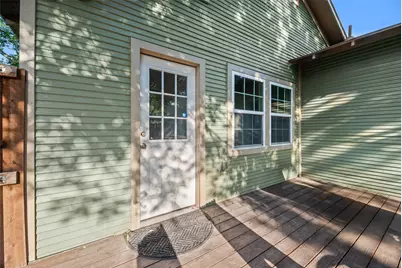 807 Hollywood Avenue, Dallas, TX 75208 - Photo 31