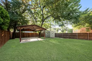 807 Hollywood Ave, Dallas, TX 75208 - Photo 37