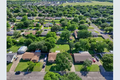 141 Travis Lane, Hewitt, TX 76643 - Photo 33