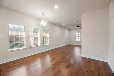 807 Hollywood Avenue, Dallas, TX 75208 - Photo 13
