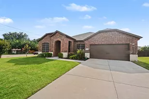 3801 Forest Bend Rd, Denton, TX 76208 - Photo 3
