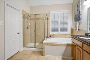 2824 Lacompte Dr, Dallas, TX 75227 - Photo 15
