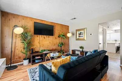 14 W Townhouse Lane #34, Grand Prairie, TX 75052 - Photo 5