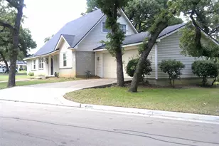 4509 Burke Rd, Fort Worth, TX 76119 - Photo 3