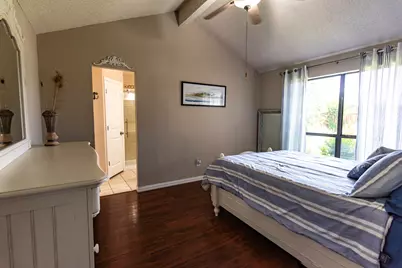 110 E Amberway Lane, Garland, TX 75040 - Photo 19