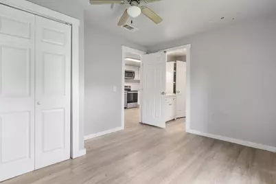 1311 S Clements Street, Gainesville, TX 76240 - Photo 11