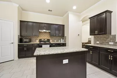 11800 Hamptonbrook Drive, McKinney, TX 75071 - Photo 5