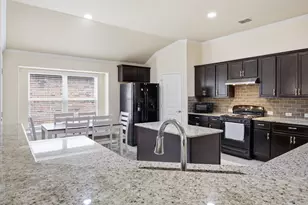 11800 Hamptonbrook Dr, McKinney, TX 75071 - Photo 7