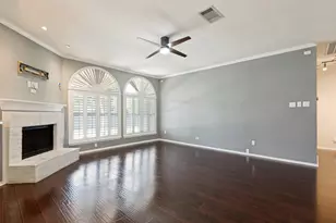 10113 Carano Ct, Irving, TX 75063 - Photo 5