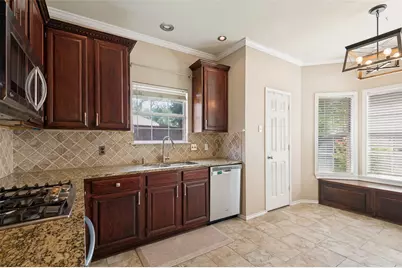 10113 Carano Court, Irving, TX 75063 - Photo 13