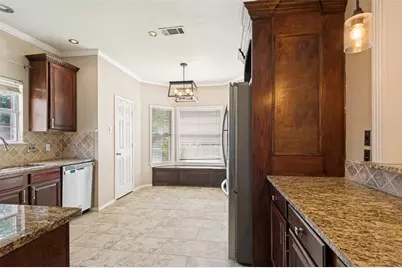 10113 Carano Court, Irving, TX 75063 - Photo 9