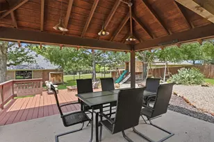 3236 Golden Oaks Cir, Granbury, TX 76049 - Photo 33