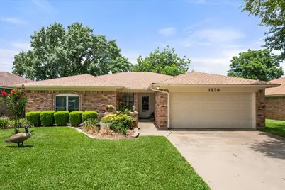 1838 Westcrest Drive, Arlington, TX 76013 - Photo 1