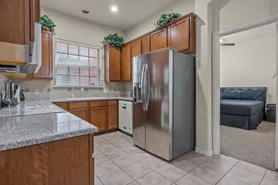 8712 Iron Horse Drive, Irving, TX 75063 - Photo 7