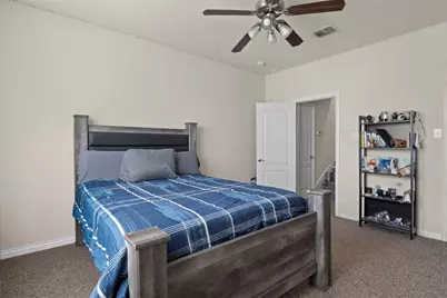8712 Iron Horse Drive, Irving, TX 75063 - Photo 19