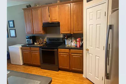220 Maplecrest Drive, DeSoto, TX 75115 - Photo 7