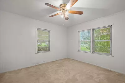 706 S Santa Fe Street, Wolfe City, TX 75496 - Photo 13