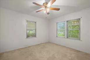 706 S Santa Fe St, Wolfe City, TX 75496 - Photo 13