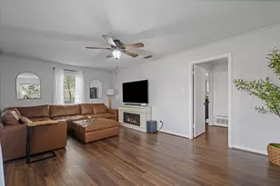 151 W College St, Canton, TX 75103 - Photo 11
