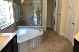 2436 Valley Ln, Carrollton, TX 75010 - Photo 7
