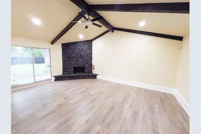 1037 Nancy Lane, Lancaster, TX 75134 - Photo 3