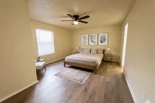 1037 Nancy Ln, Lancaster, TX 75134 - Photo 7