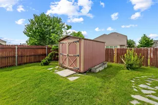 512 Carnation Ln, Mansfield, TX 76063 - Photo 37