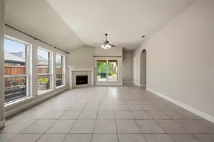 512 Carnation Ln, Mansfield, TX 76063 - Photo 11