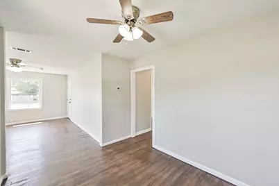1501 Greenbrier Drive, River Oaks, TX 76114 - Photo 11