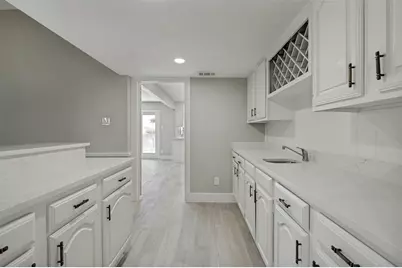 7334 Oakmore Drive, Dallas, TX 75249 - Photo 7