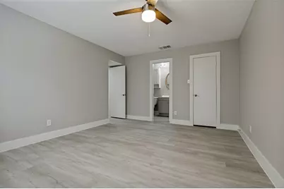 7334 Oakmore Drive, Dallas, TX 75249 - Photo 13