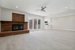 7334 Oakmore Dr, Dallas, TX 75249 - Photo 7