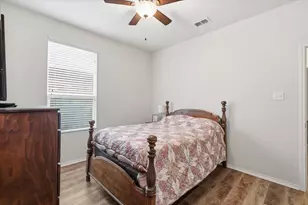 1805 Megan Creek Dr, Little Elm, TX 75068 - Photo 17