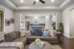 301 Green Valley Dr, McKinney, TX 75071 - Photo 7