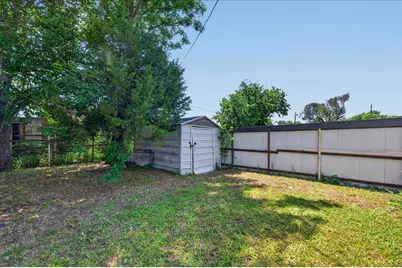 218 Bargerr Street, Garland, TX 75040 - Photo 15