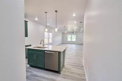 1405 E Maddox Avenue, Fort Worth, TX 76104 - Photo 13