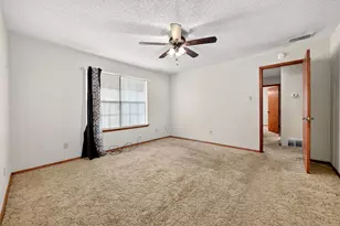 304 Shady Ln, Azle, TX 76020 - Photo 19