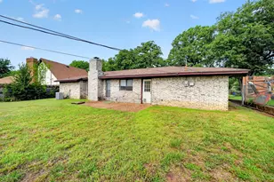 304 Shady Ln, Azle, TX 76020 - Photo 29