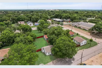 203 Wilson Street, Cedar Hill, TX 75104 - Photo 3