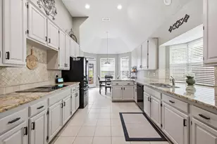 5219 Shadow Glen Dr, Grapevine, TX 76051 - Photo 5
