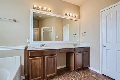 5441 Threshing Drive, Fort Worth, TX 76179 - Photo 13