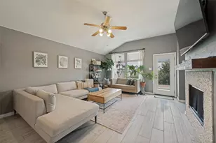2713 Gardendale Dr, Fort Worth, TX 76120 - Photo 5
