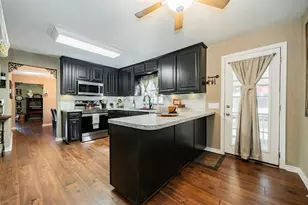 815 Vz County Rd 4409, Ben Wheeler, TX 75754 - Photo 11