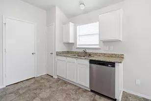6412 Royal Cedar Dr, Dallas, TX 75236 - Photo 17