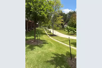 4144 Towne Green Circle, Addison, TX 75001 - Photo 29